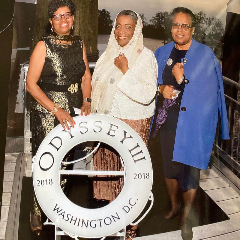 Dr. Gourdine with Dean Sandra Edmonds Crewe